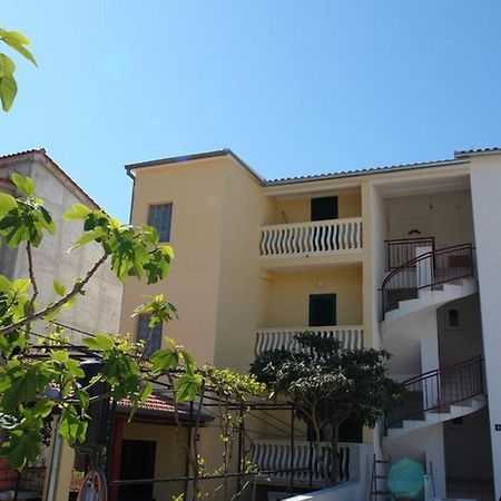 Apartments Selma Biograd Na Moru Bagian luar foto